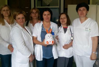 Keprom donates 62 PiC inhalers for children to health centers