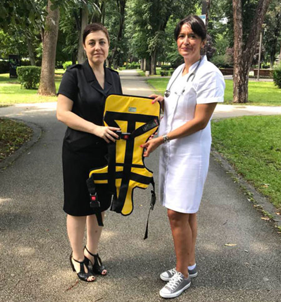 Keprom’s second donation of a restraint system for the safe transport of children to the Emergency Medical Service in Čačak